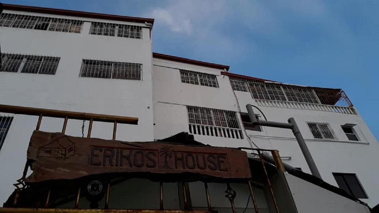 Готель Eriko'S House Balabag  Екстер'єр фото